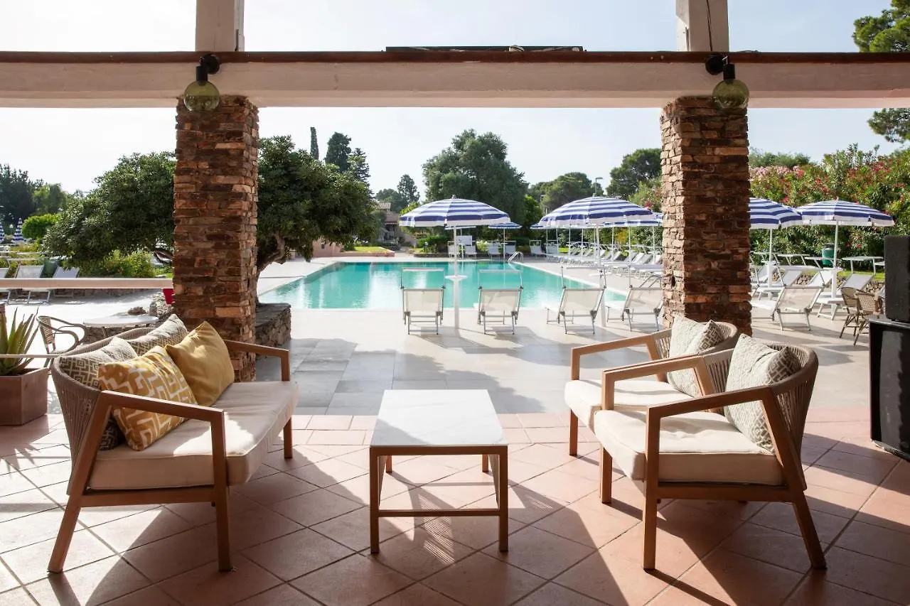 Mclub Budoni Hotel