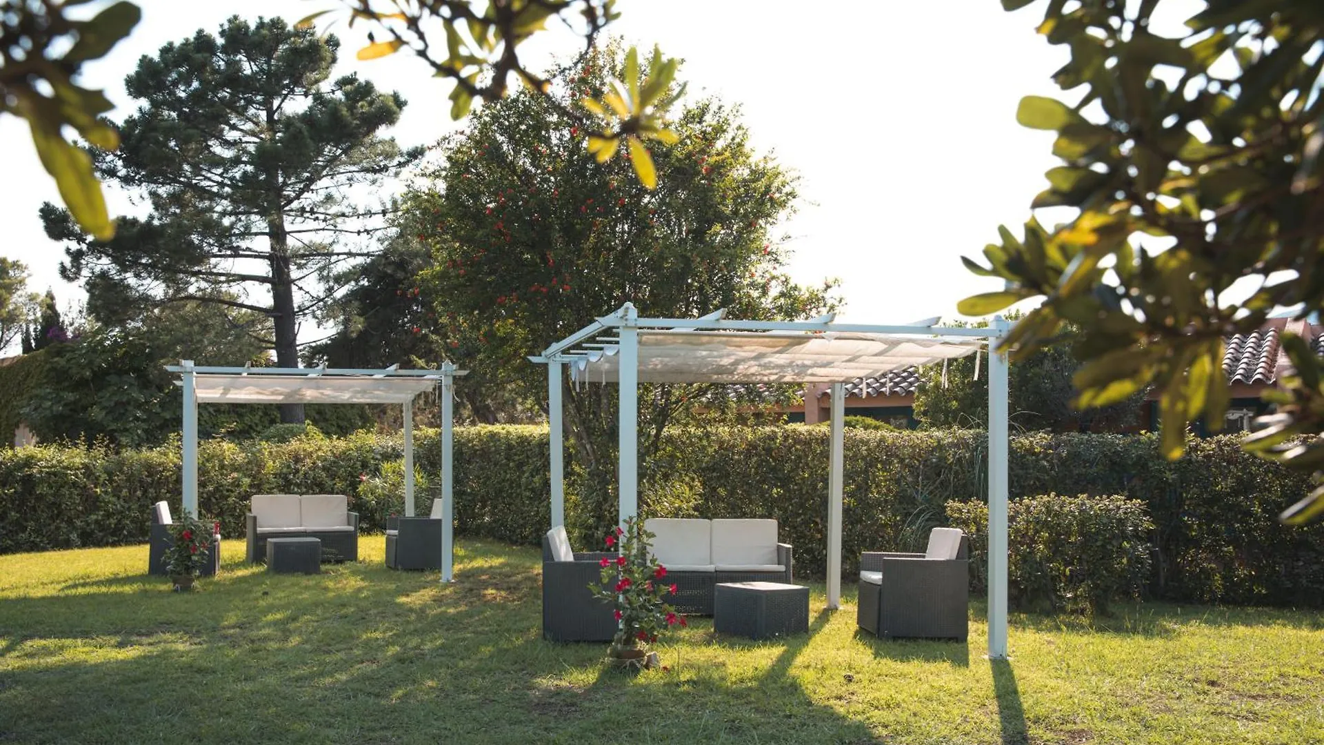 **** Hotel Agrustos Beach Villas Budoni Italien
