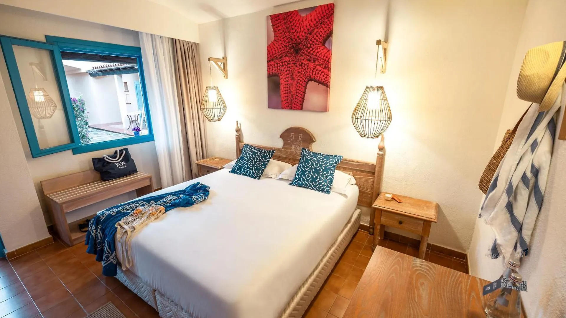 Agrustos Beach Villas Budoni 4*,  Italien