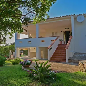 La Quercia Budoni, Tanaunella Bed & Breakfast