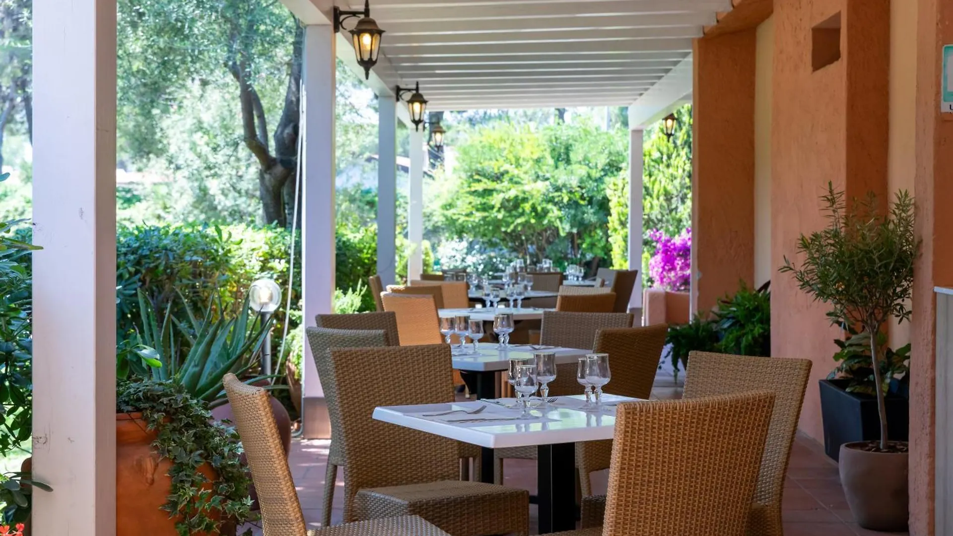 **** Hotel Mclub Budoni Italy
